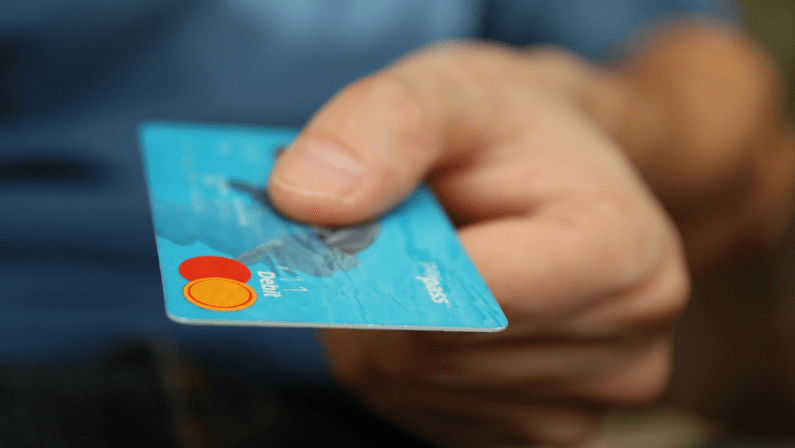 Desventajas de utilizar una Tarjeta de Debito